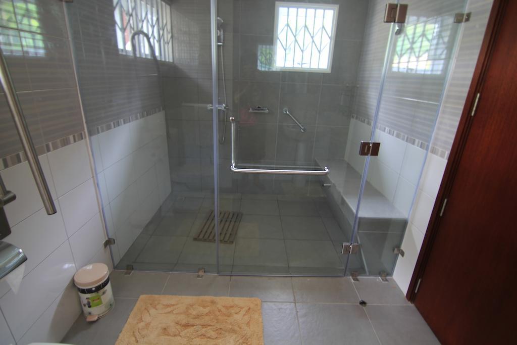 Chalet Surfers Beach Self Catering Chalets Takamaka
