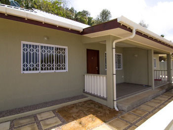 Surfers Beach Self Catering Chalets