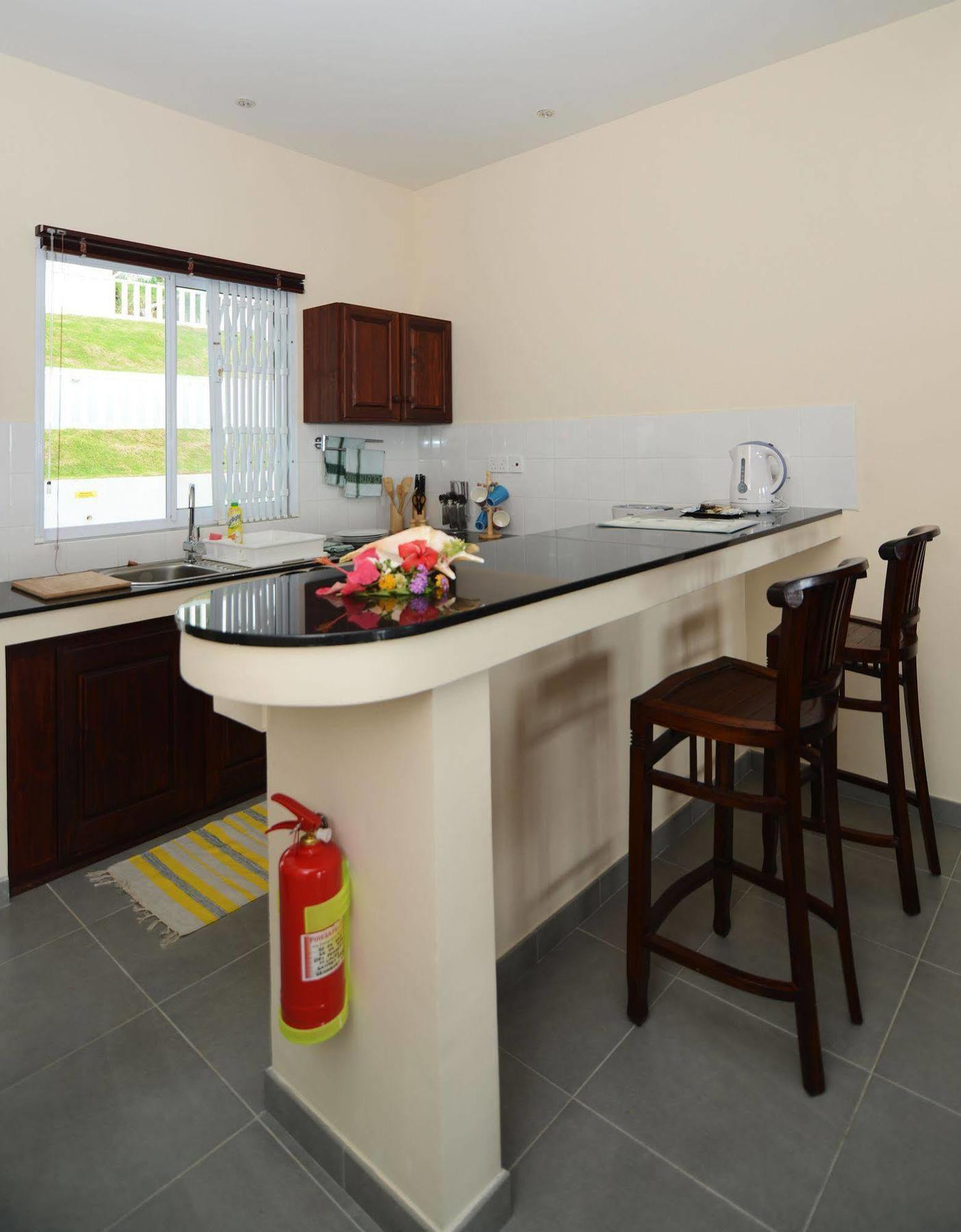 Surfers Beach Self Catering Chalets Chalet