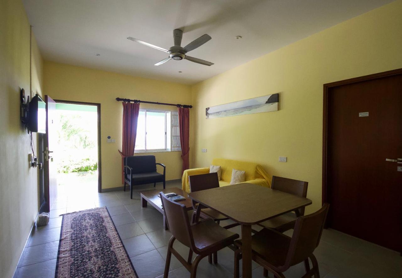 Surfers Beach Self Catering Chalets Chalet