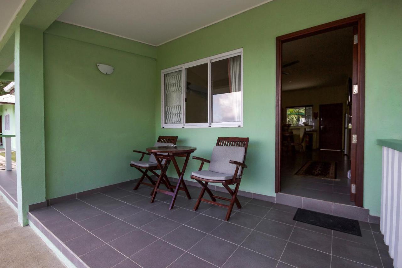 Chalet Surfers Beach Self Catering Chalets *