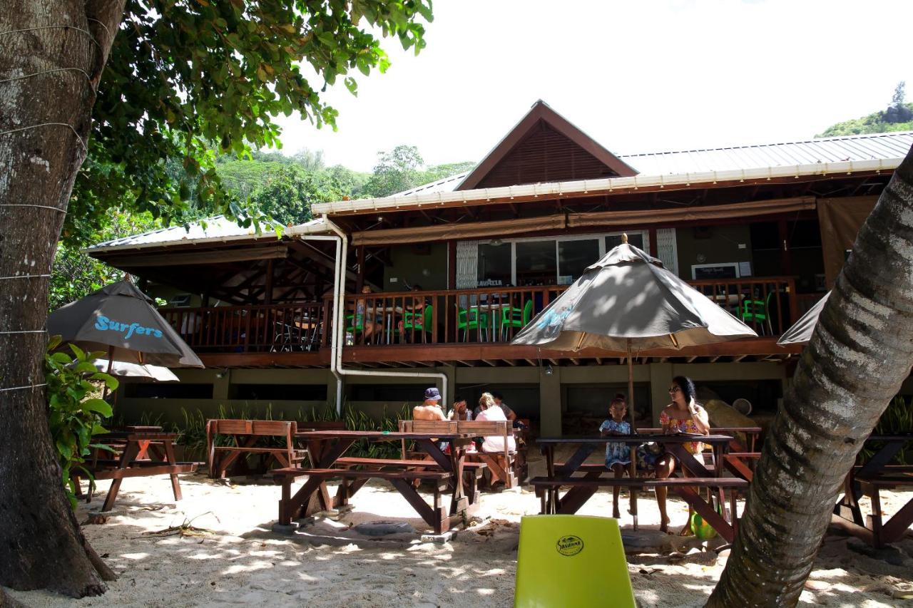 Surfers Beach Self Catering Chalets * Takamaka